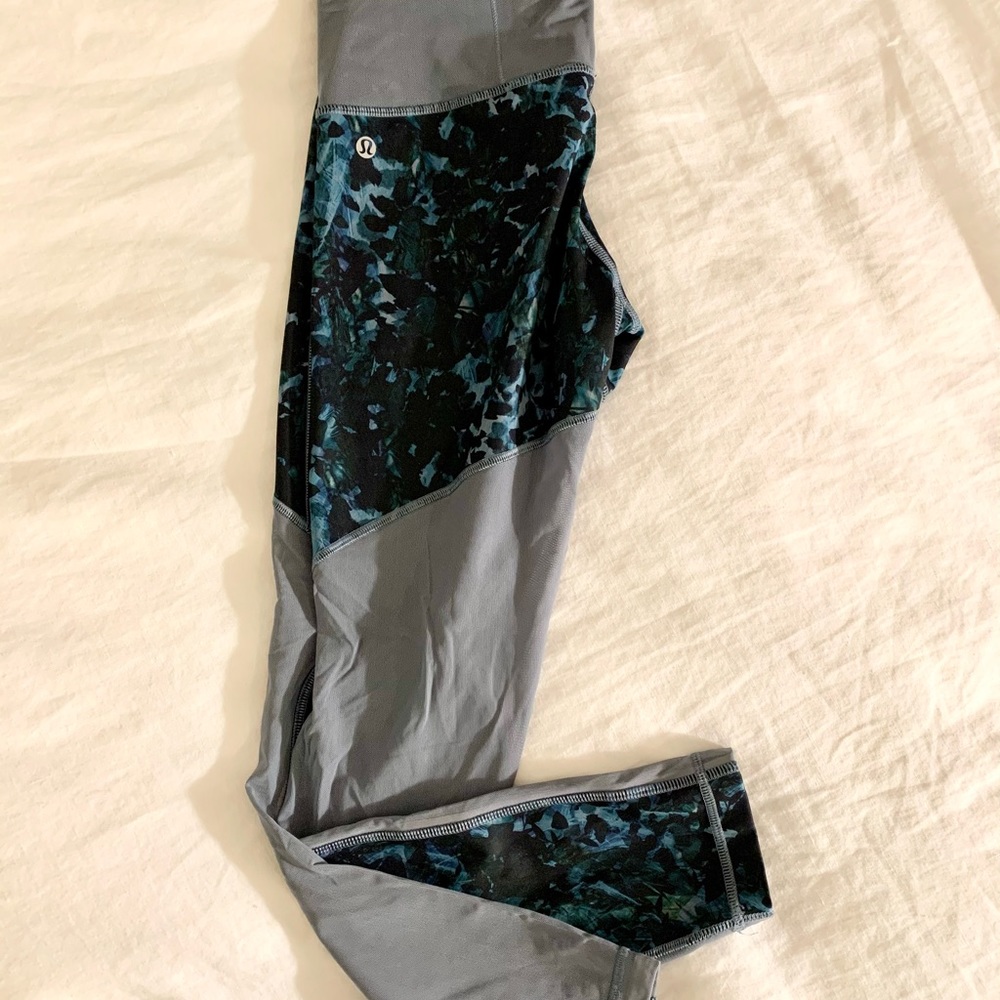 Lululemon Mesh Back Legging